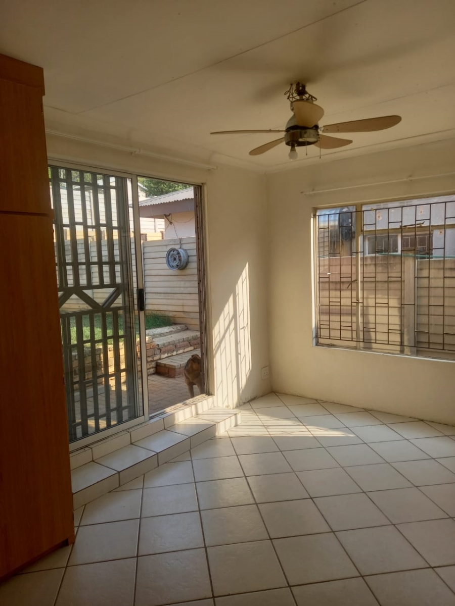2 Bedroom Property for Sale in Oudorp North West